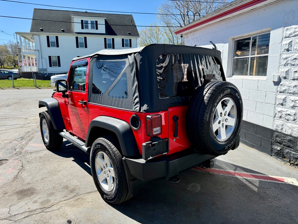 2013 Jeep Wrangler Image 7