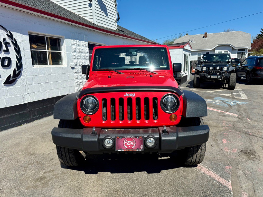 2013 Jeep Wrangler Image 12