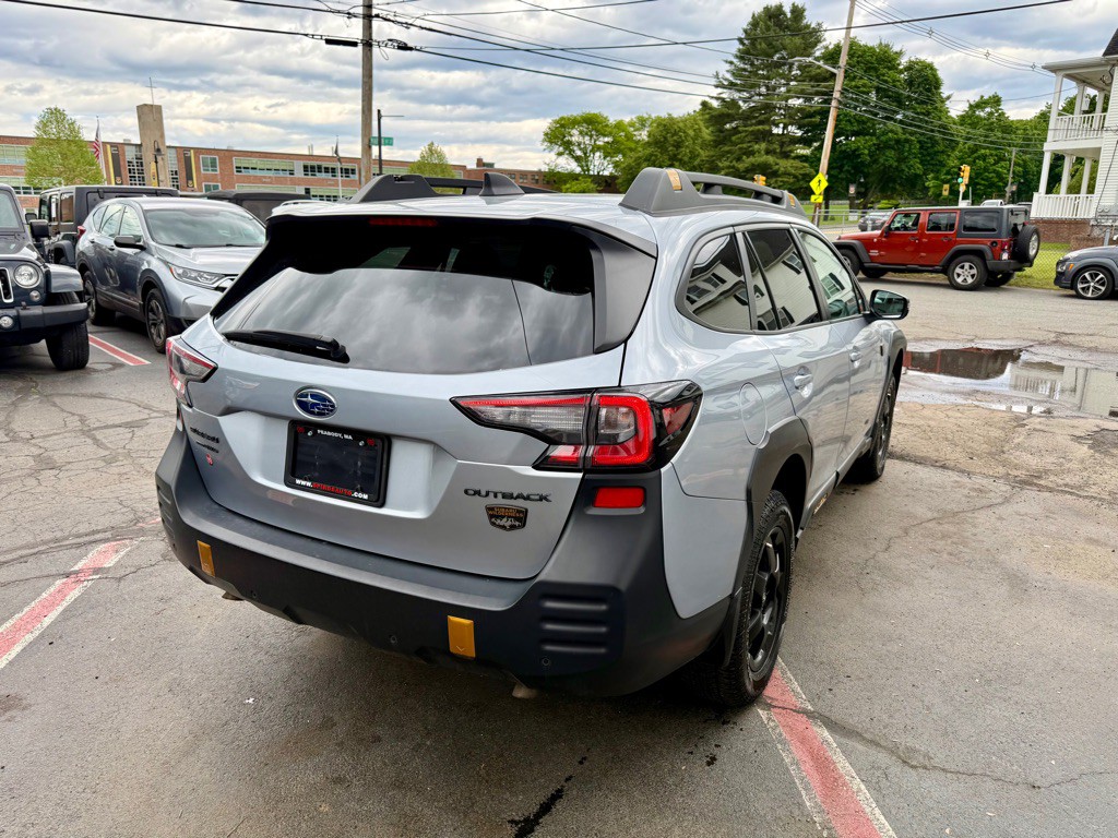 2025 Subaru Outback Image 8