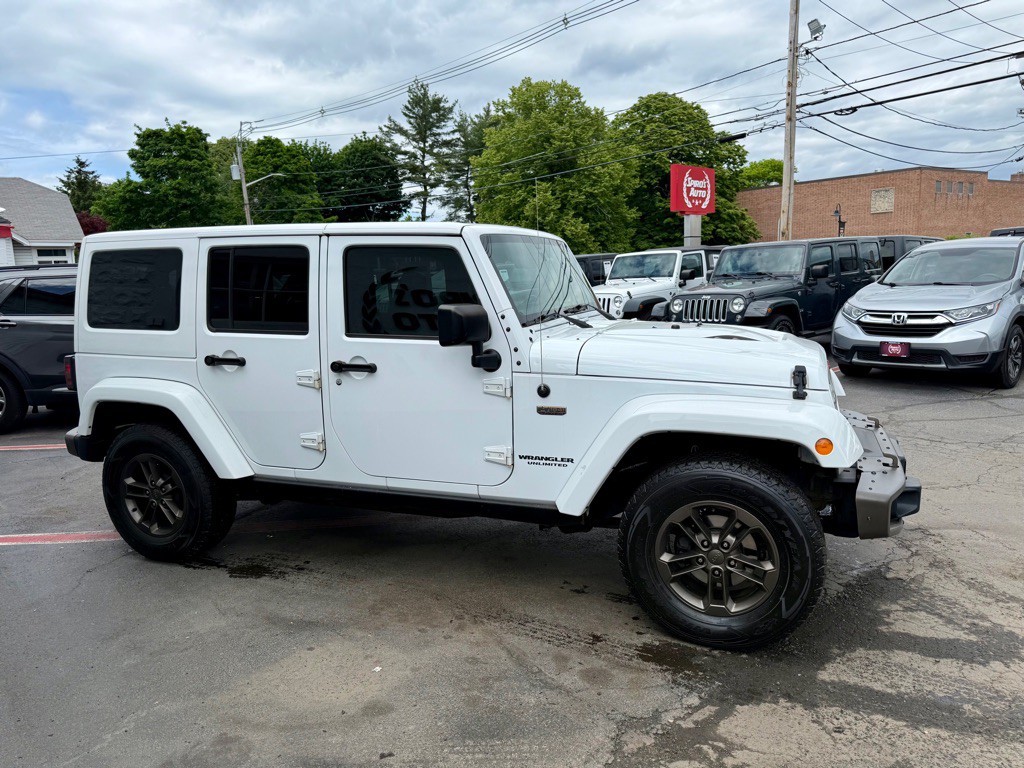 2016 Jeep Wrangler Unlimited Image 9