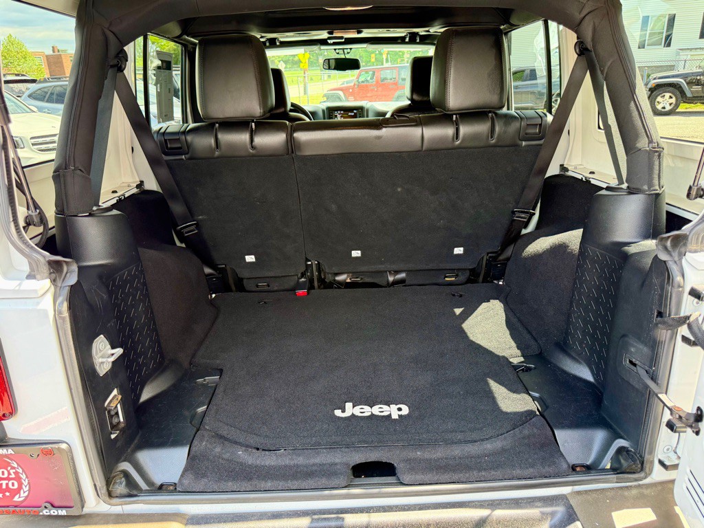 2016 Jeep Wrangler Unlimited Image 25