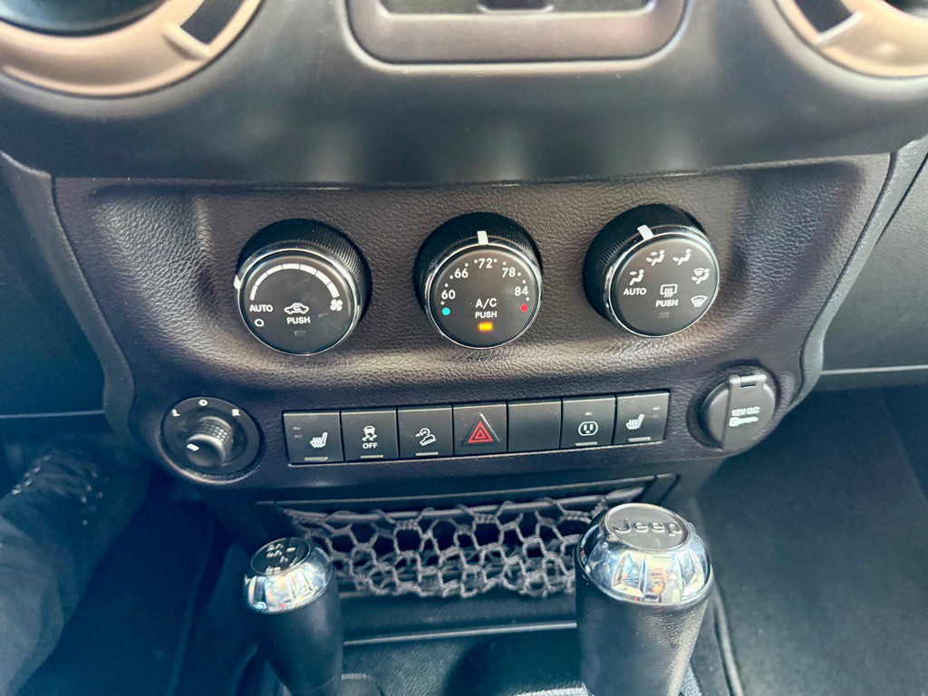 2016 Jeep Wrangler Unlimited Image 29
