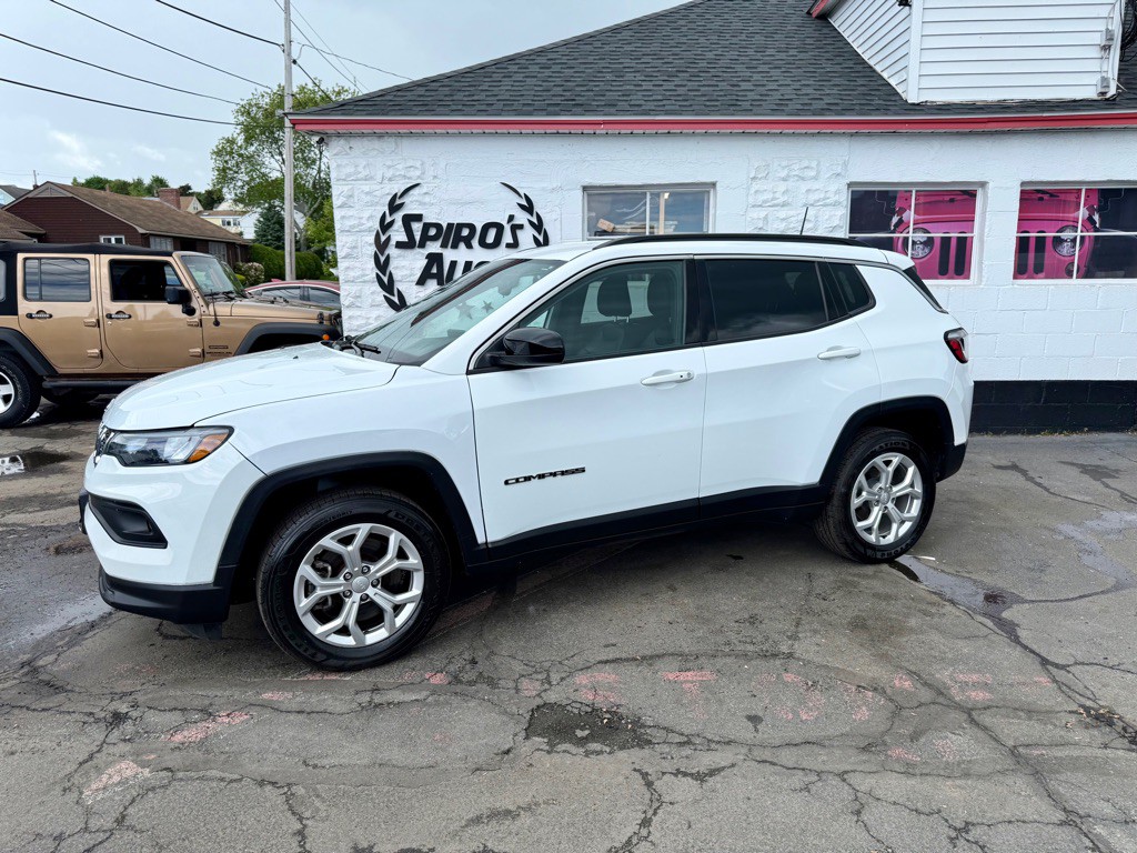 2024 Jeep Compass Image 3