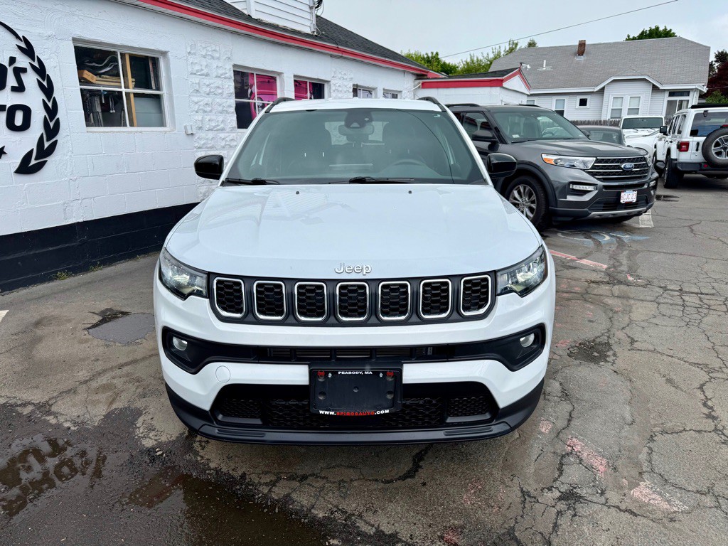 2024 Jeep Compass Image 11