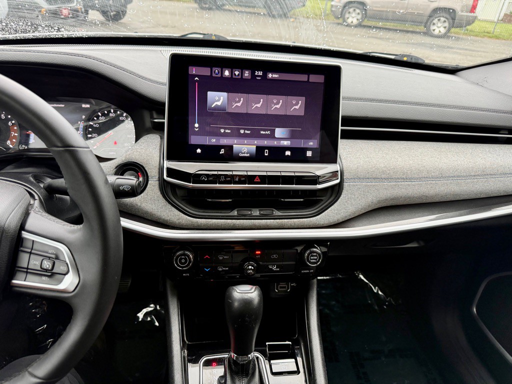 2024 Jeep Compass Image 23
