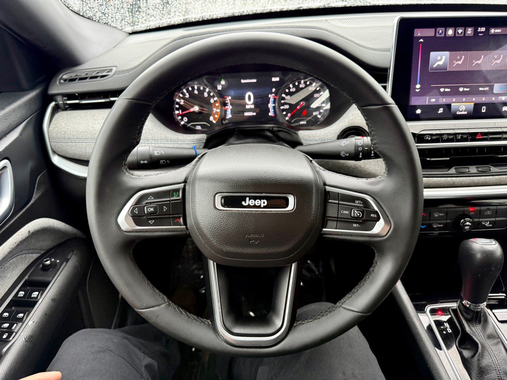 2024 Jeep Compass Image 30
