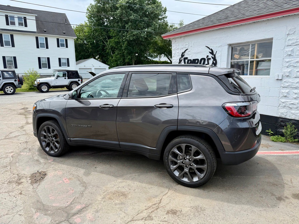 2021 Jeep Compass Image 6