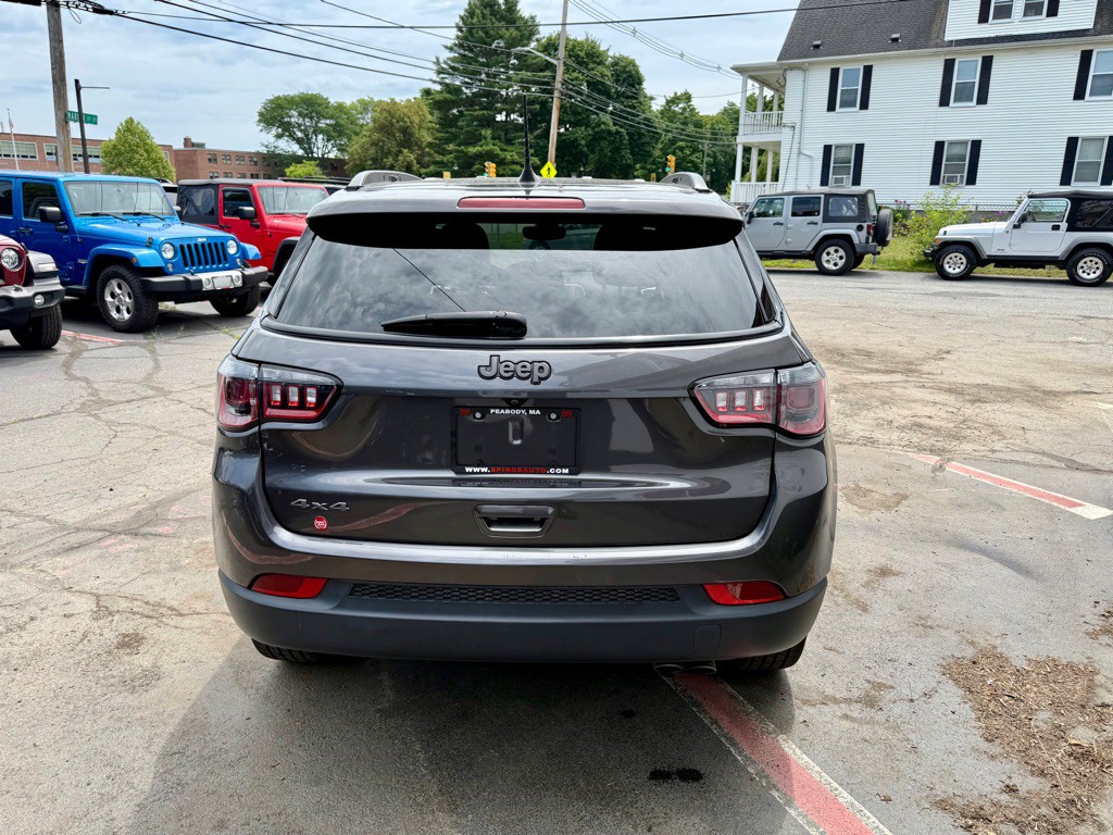 2021 Jeep Compass Image 8