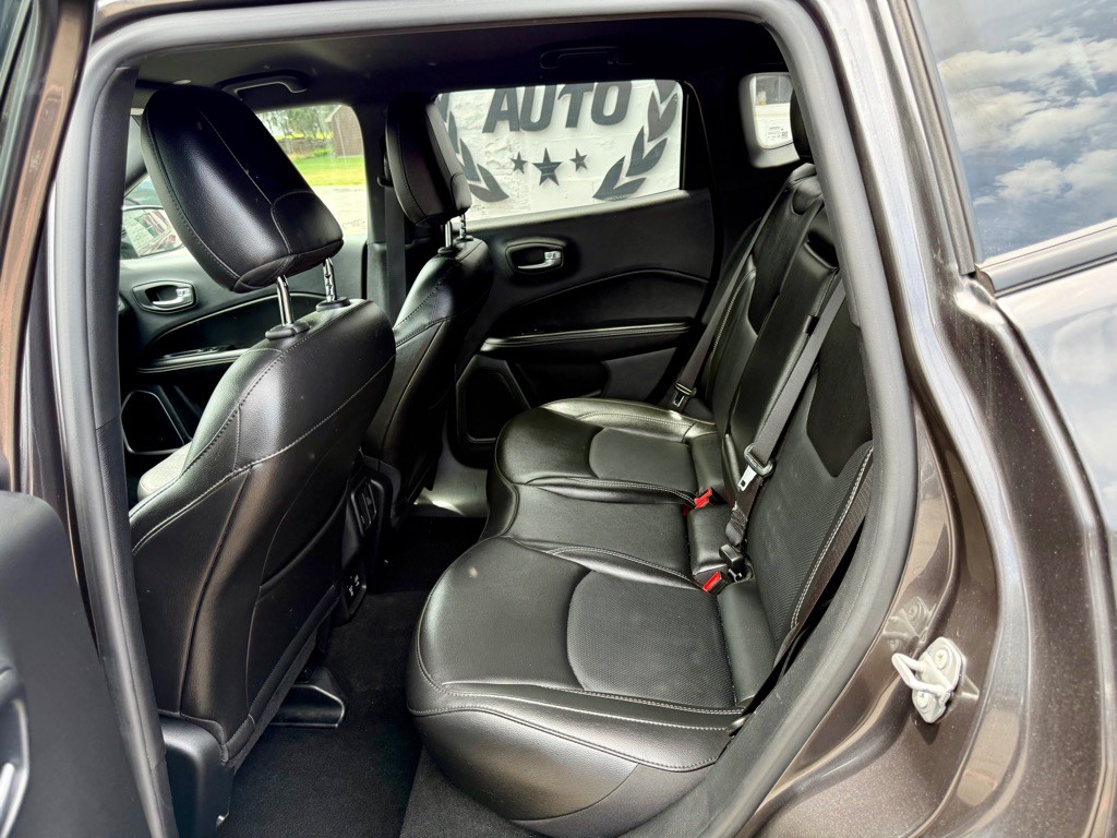 2021 Jeep Compass Image 18