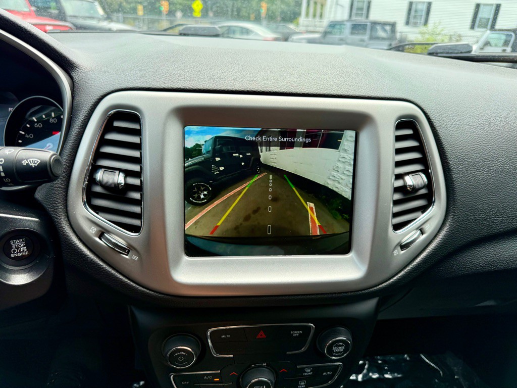 2021 Jeep Compass Image 27