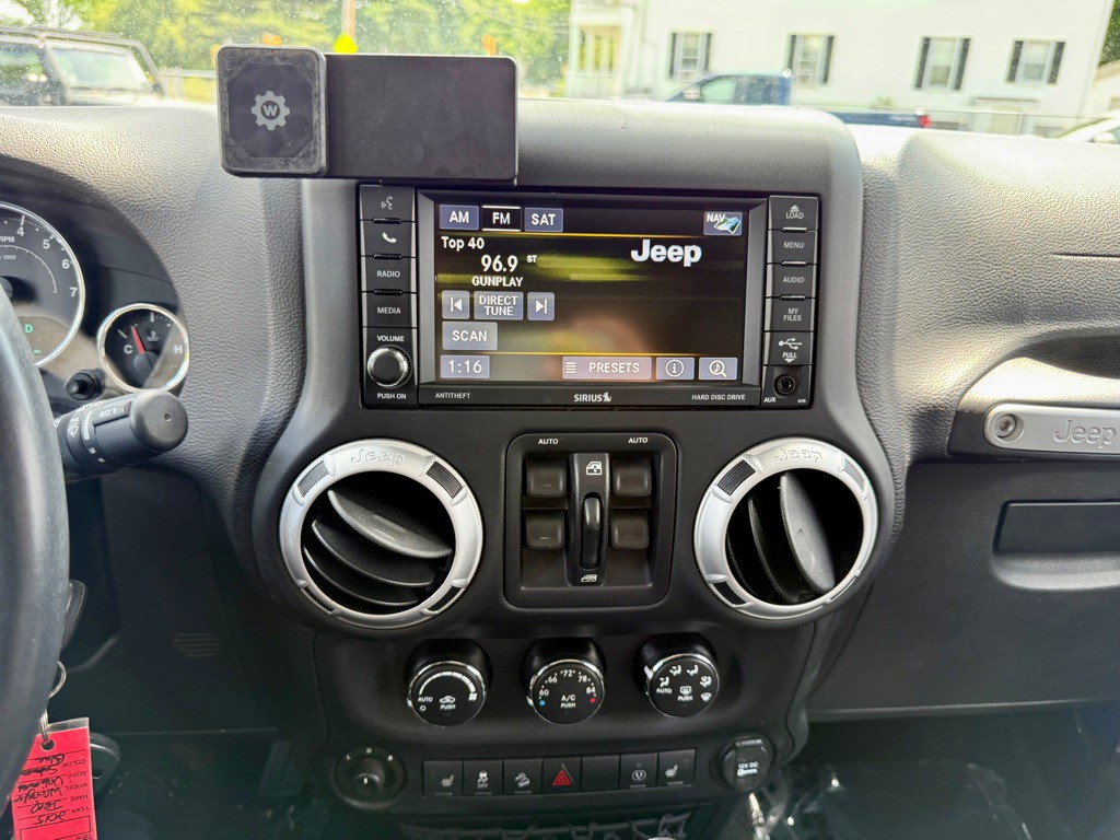 2015 Jeep Wrangler Unlimited Image 24