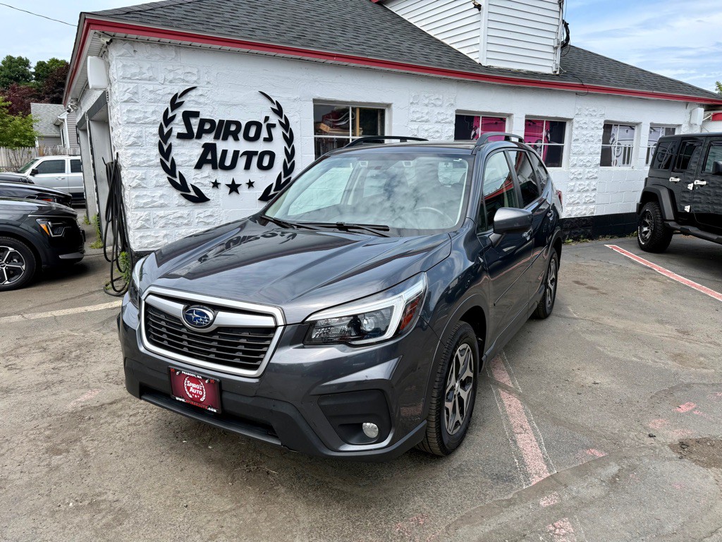2021 Subaru Forester Image 1