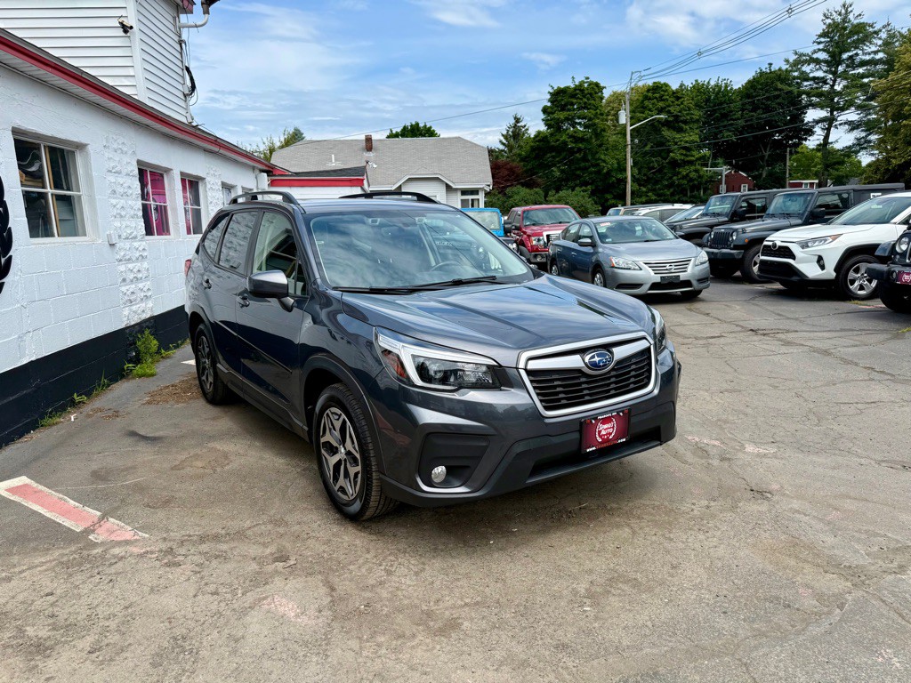 2021 Subaru Forester Image 11
