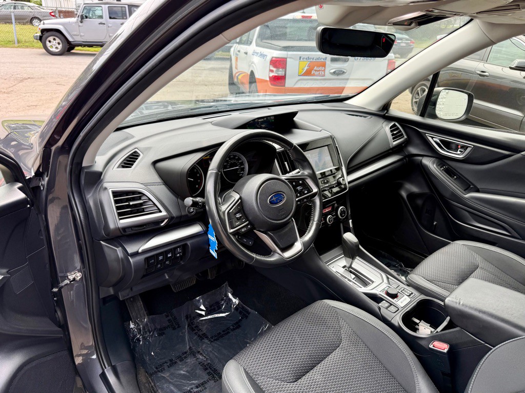 2021 Subaru Forester Image 18