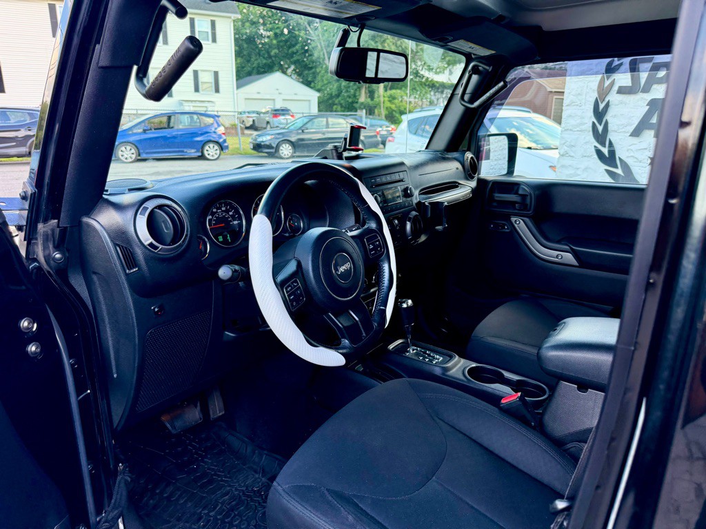 2015 Jeep Wrangler Unlimited Image 21