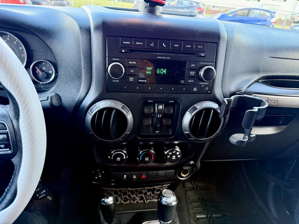 2015 Jeep Wrangler Unlimited Image 29