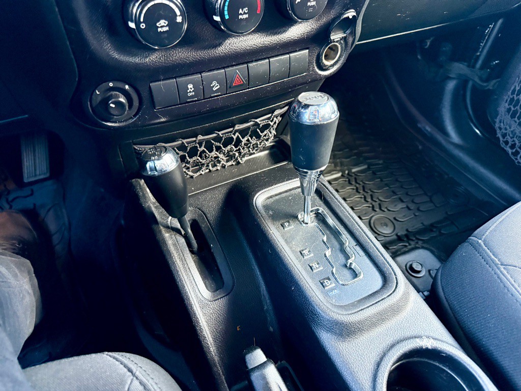 2015 Jeep Wrangler Unlimited Image 30