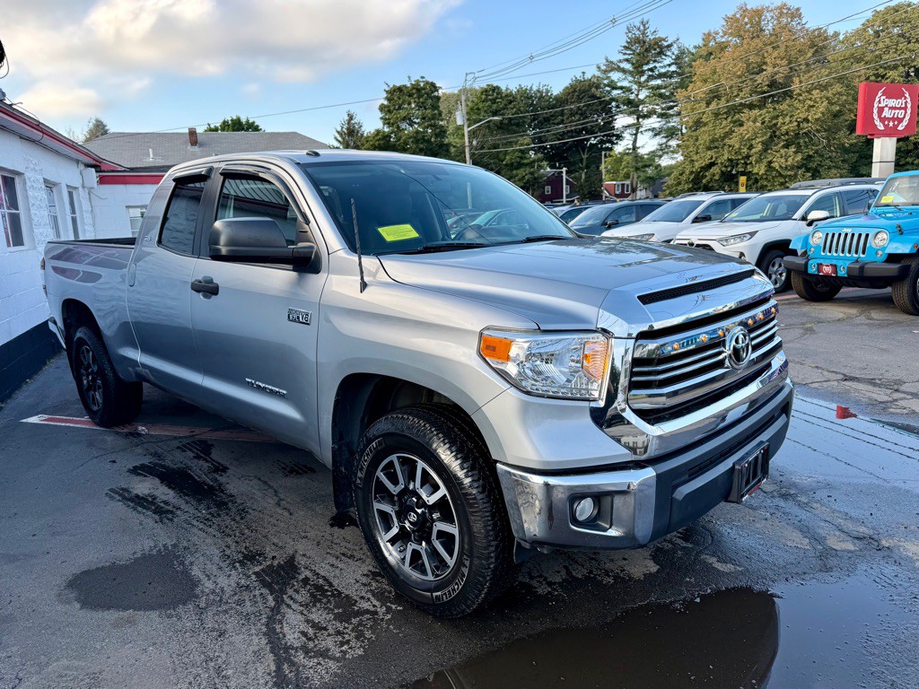 2017 Toyota Tundra Image 10