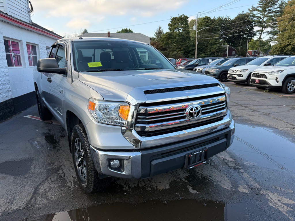 2017 Toyota Tundra Image 11