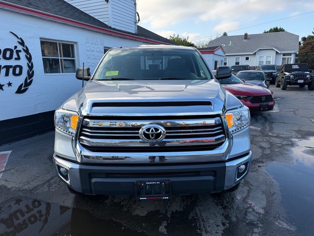 2017 Toyota Tundra Image 12