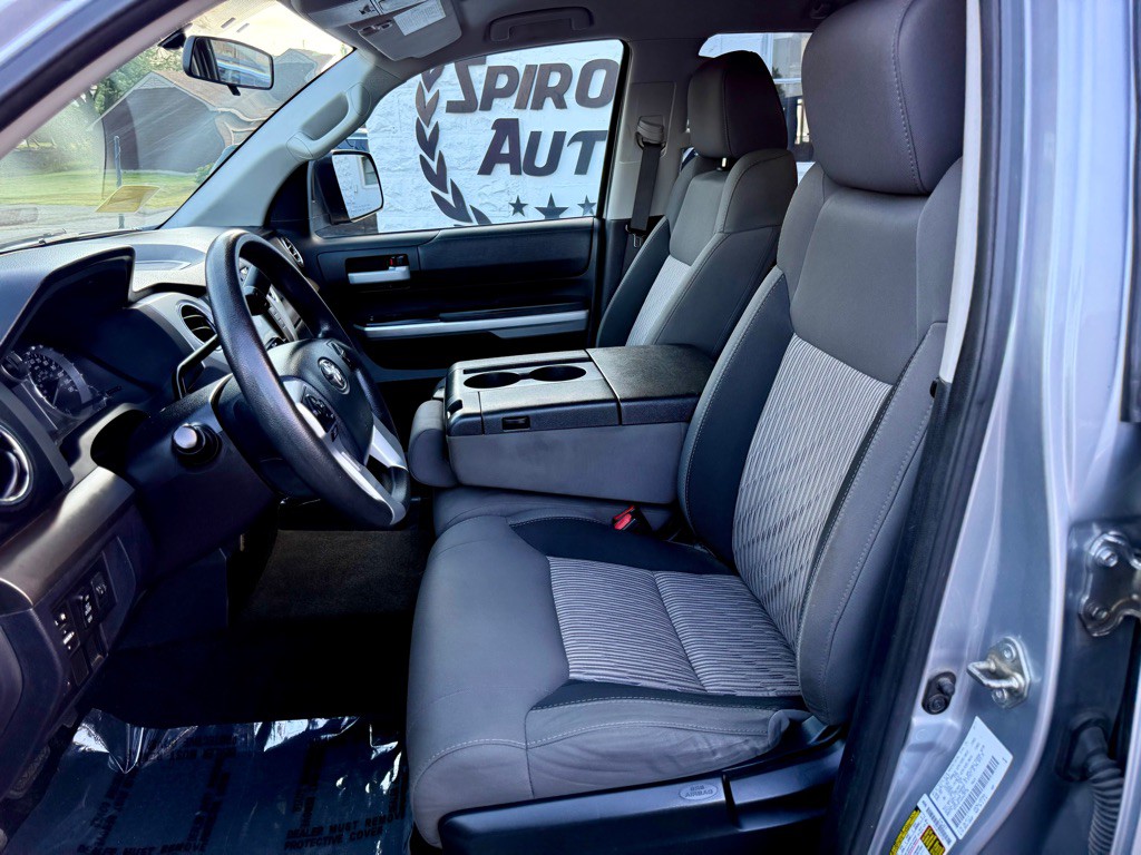 2017 Toyota Tundra Image 18