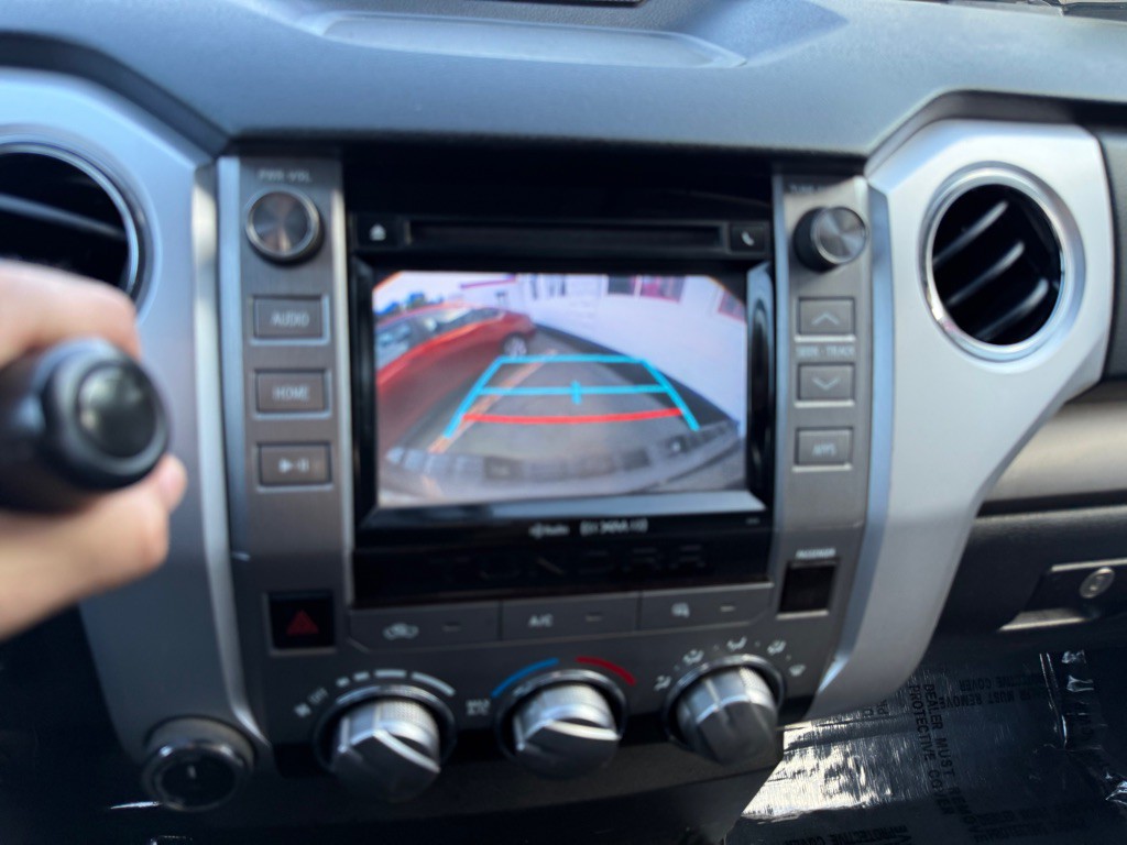 2017 Toyota Tundra Image 23