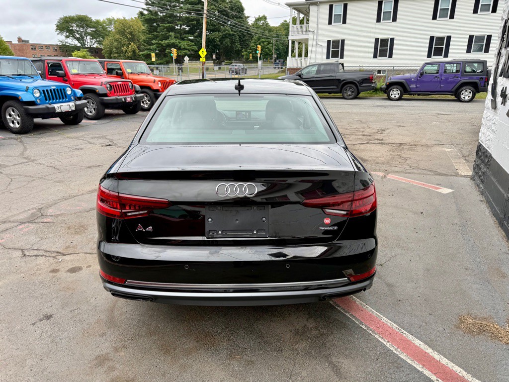 2019 Audi A4 Image 8