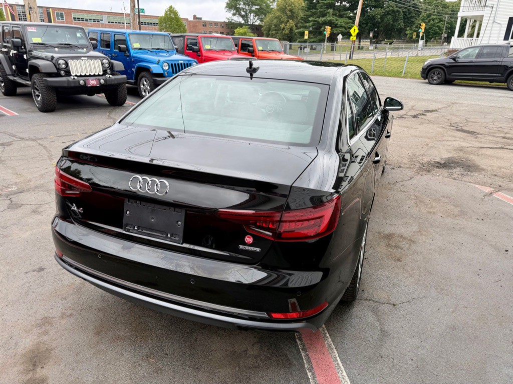 2019 Audi A4 Image 9