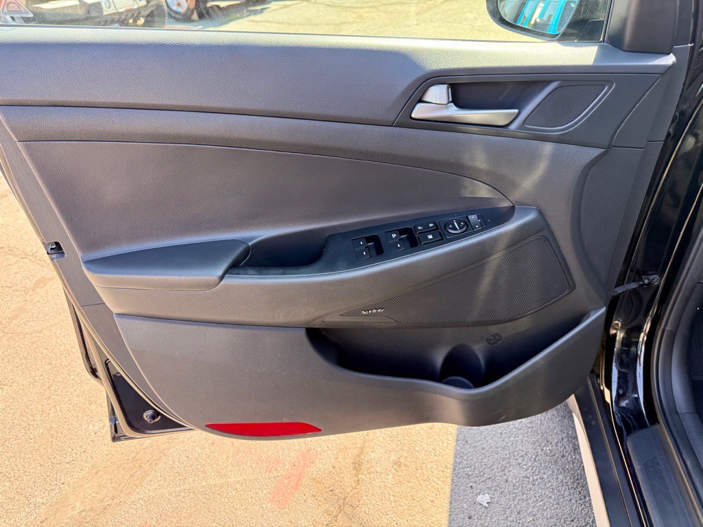 2017 Hyundai Tucson Image 22