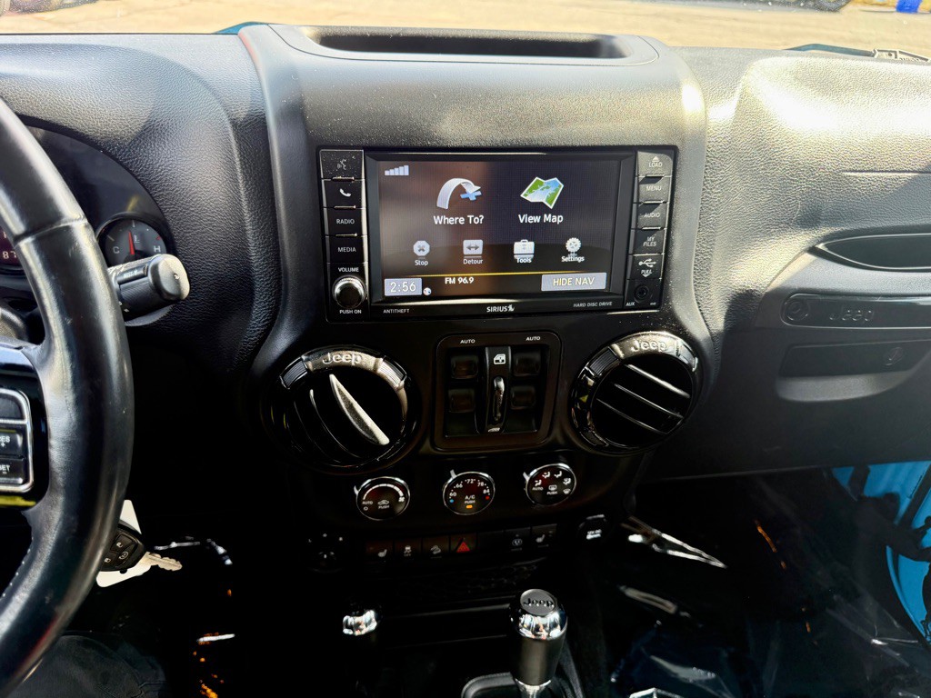 2017 Jeep Wrangler Unlimited Image 25