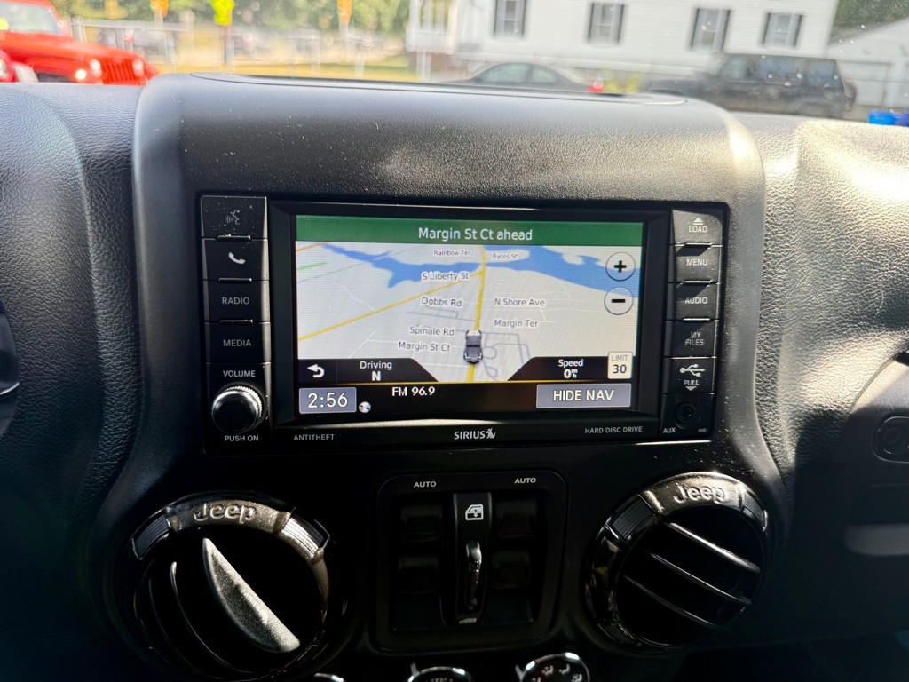 2017 Jeep Wrangler Unlimited Image 27