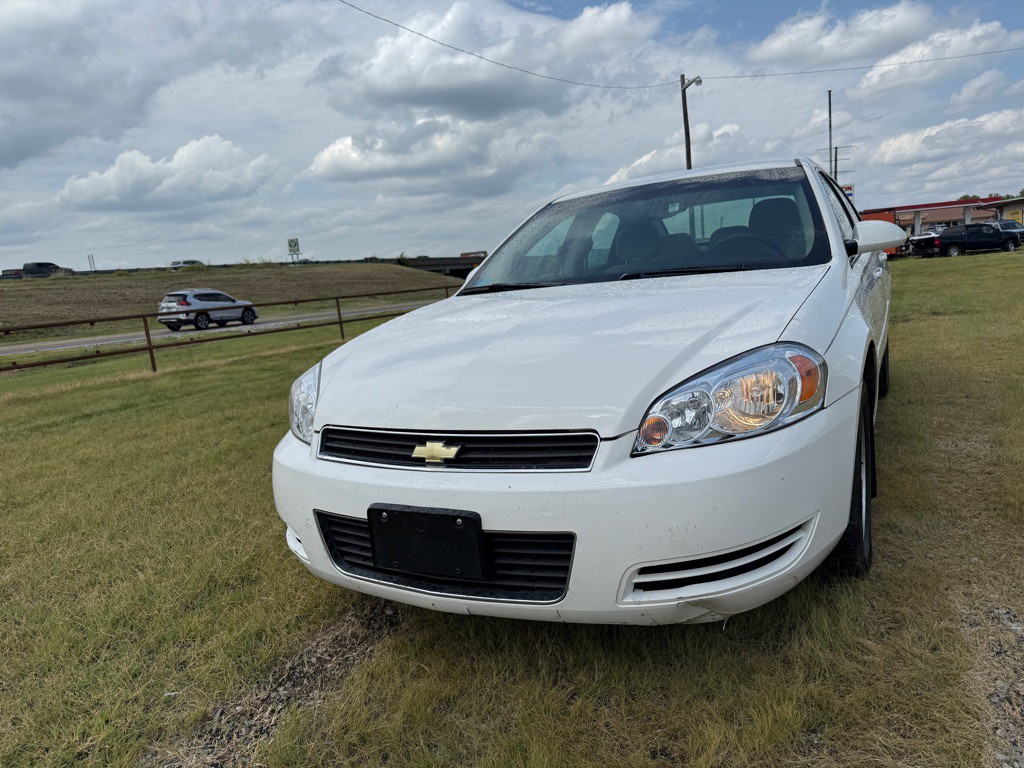 2007 Chevrolet Impala Image 2