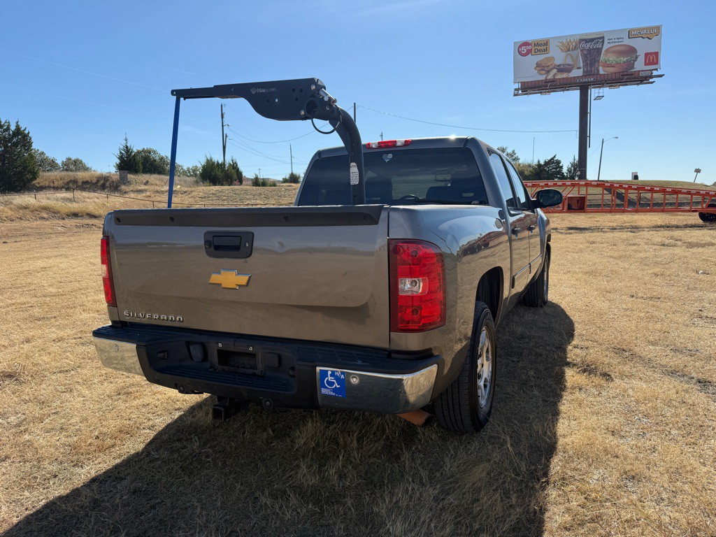 2013 Chevrolet Silverado 1500 Image 3