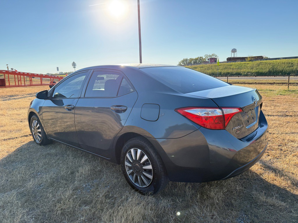 2014 Toyota Corolla Image 5