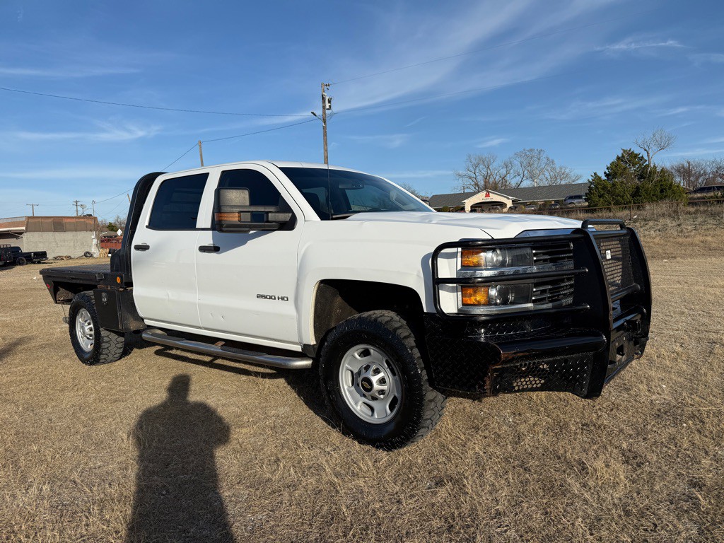 2016 Chevrolet Silverado 1500 Image 2