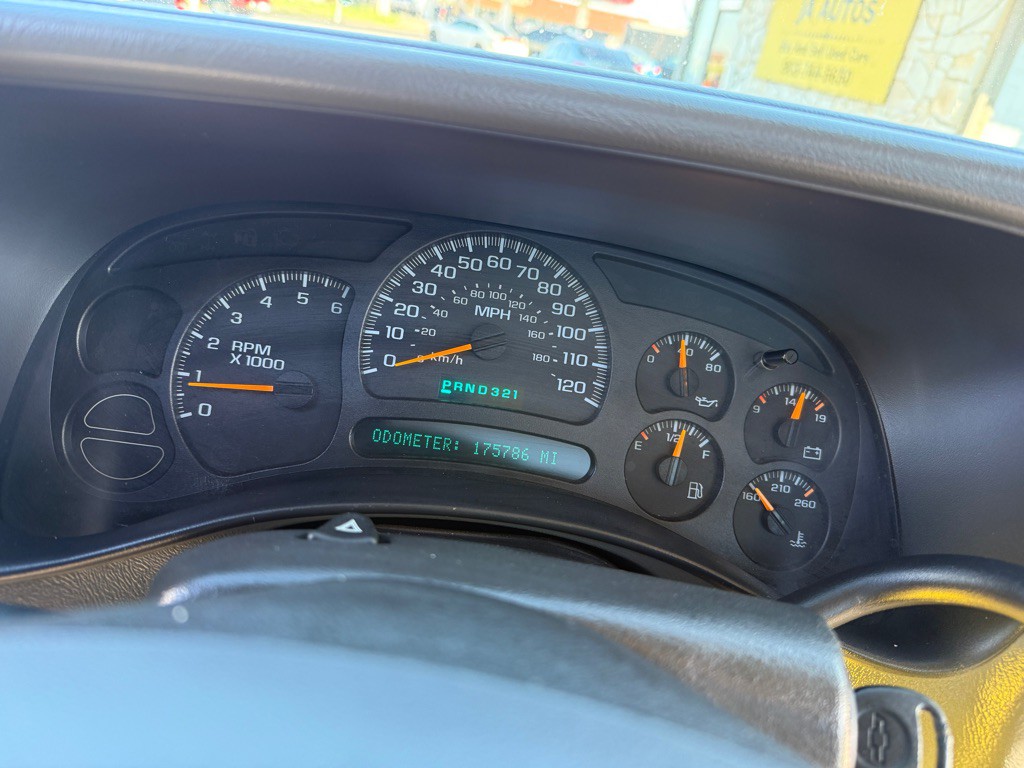 2005 Chevrolet Silverado 1500 Image 8