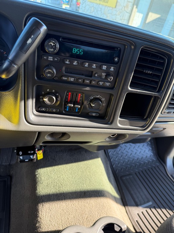 2005 Chevrolet Silverado 1500 Image 10