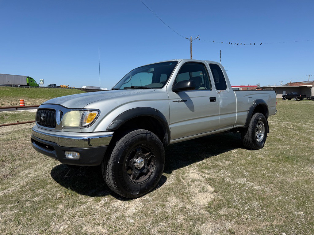 2004 Toyota Tacoma Image 5