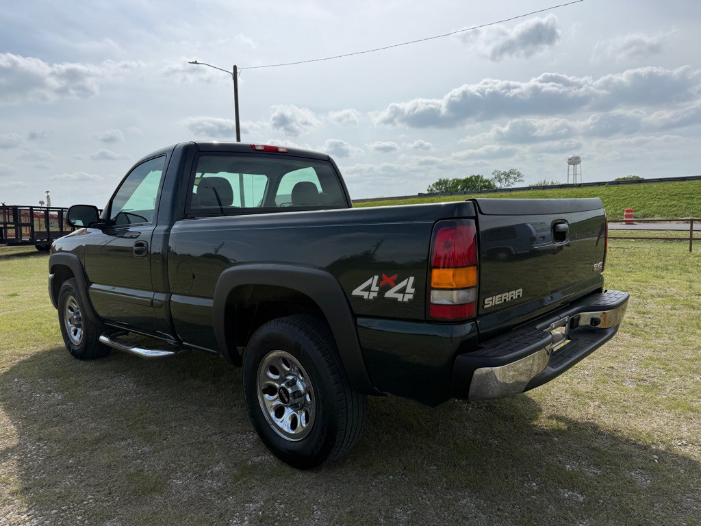2006 GMC Sierra Image 5