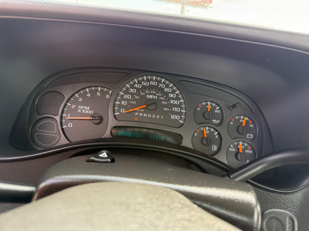 2006 GMC Sierra Image 9