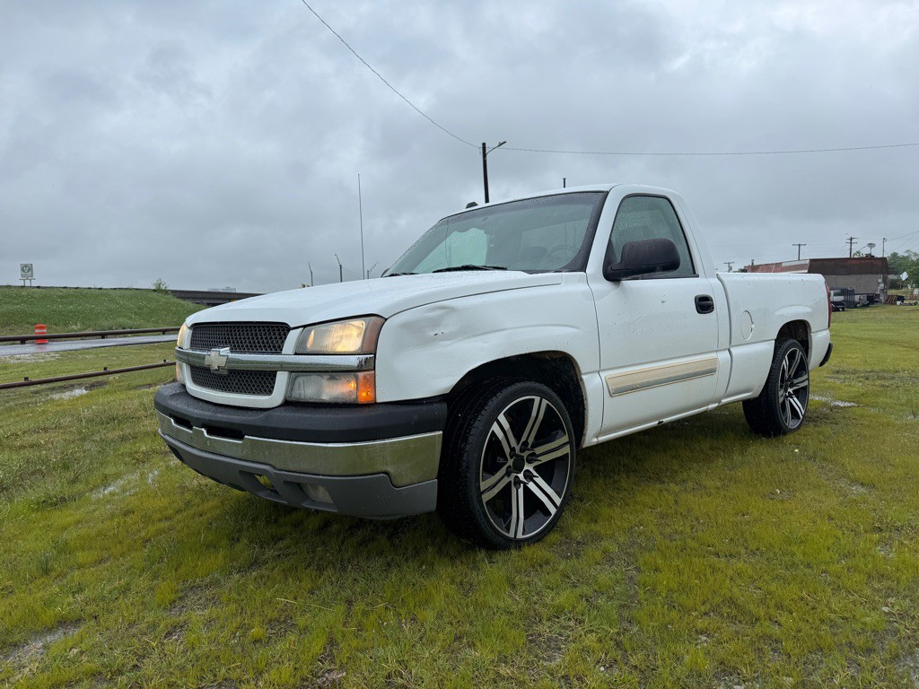 2005 Chevrolet Silverado 1500 Image 1