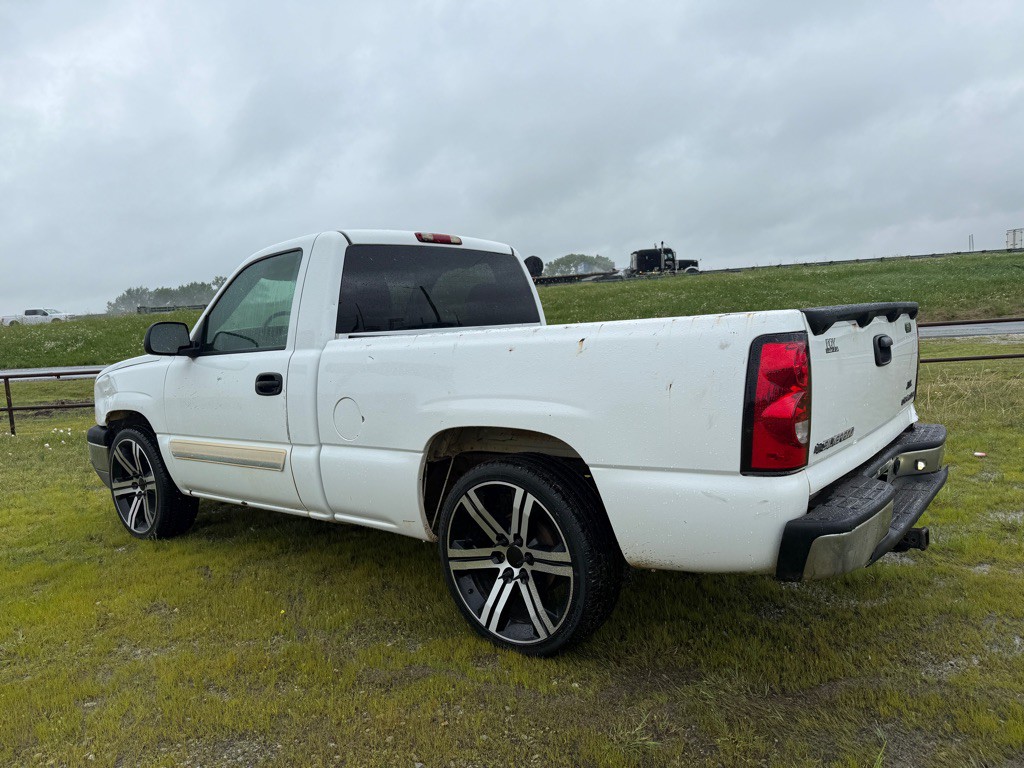 2005 Chevrolet Silverado 1500 Image 4