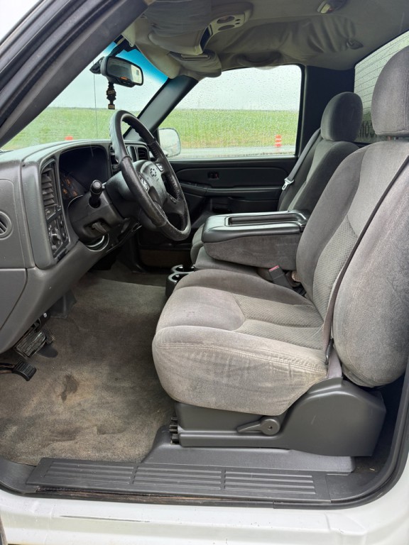 2005 Chevrolet Silverado 1500 Image 5