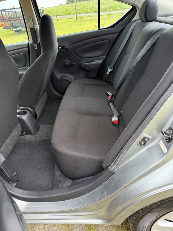 2012 Nissan Versa Image 14