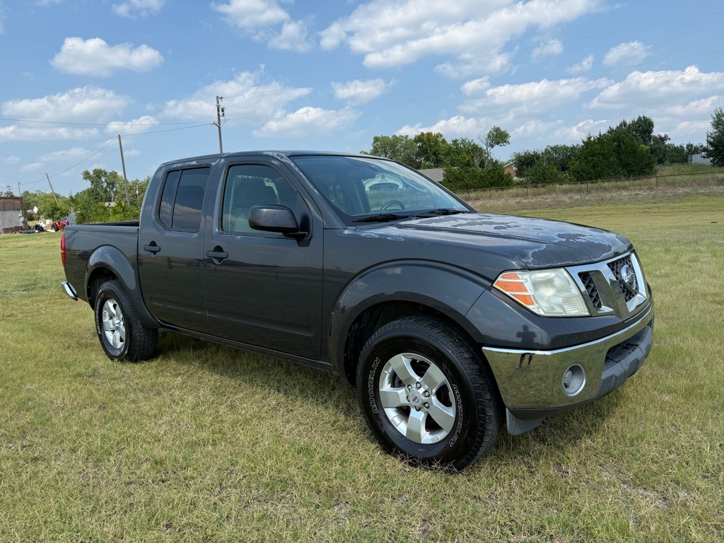 2010 Nissan Frontier Image 3