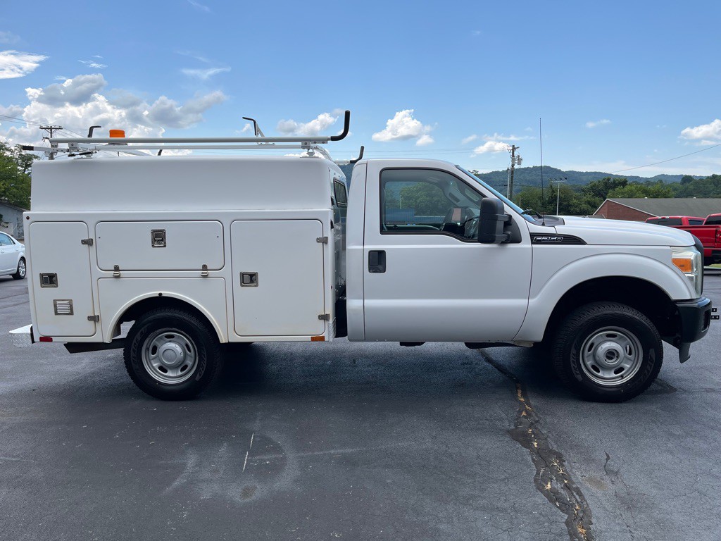 2011 Ford F-250 Image 7