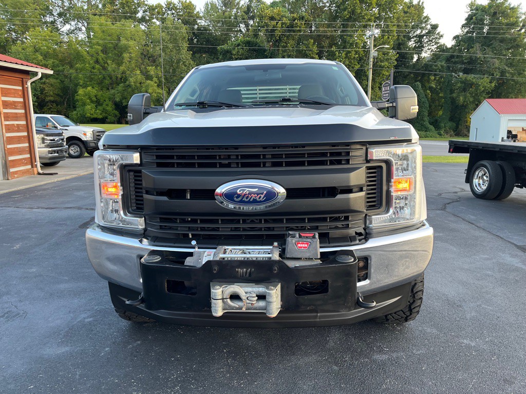 2019 Ford F-250 Image 2