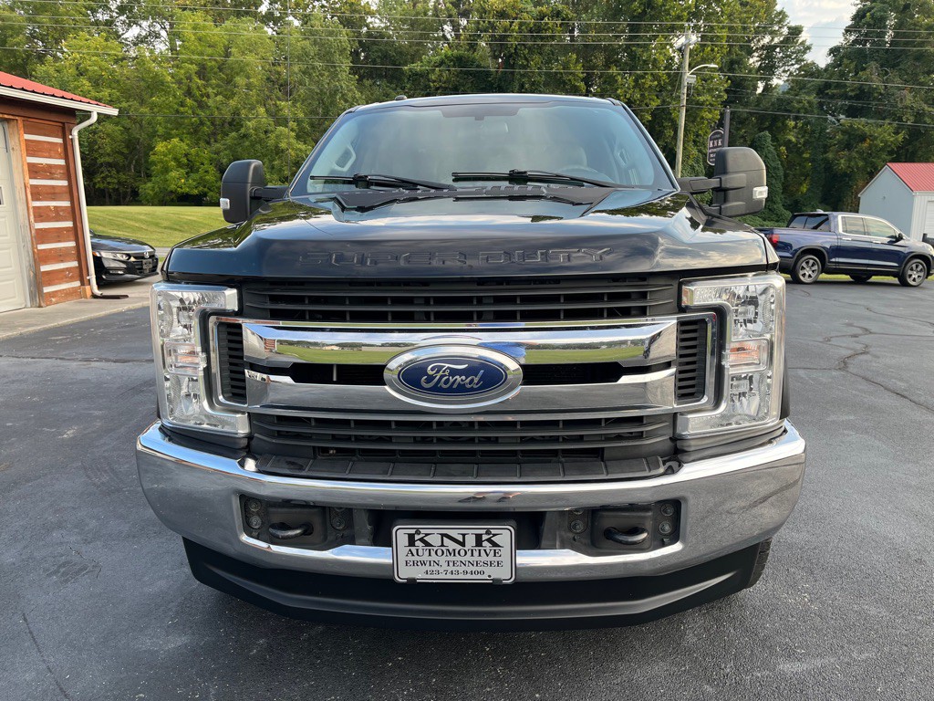 2018 Ford F-250 Image 2