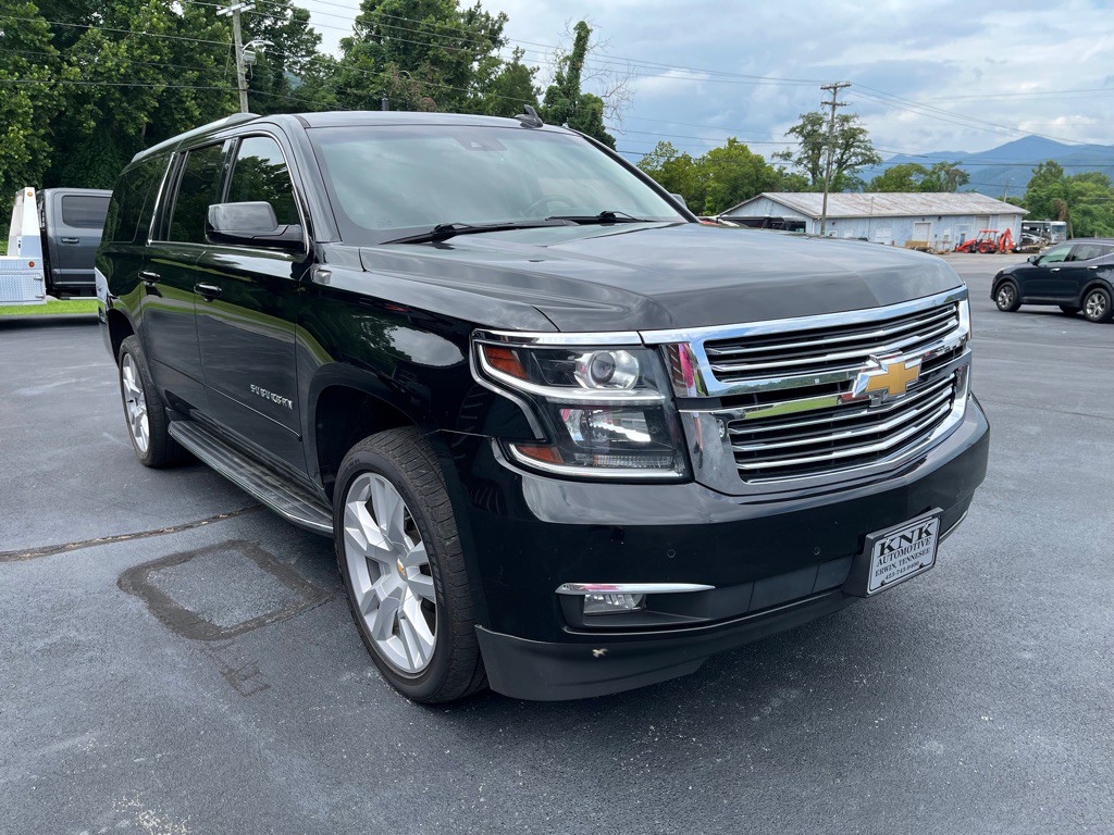 2019 Chevrolet Suburban Image 1