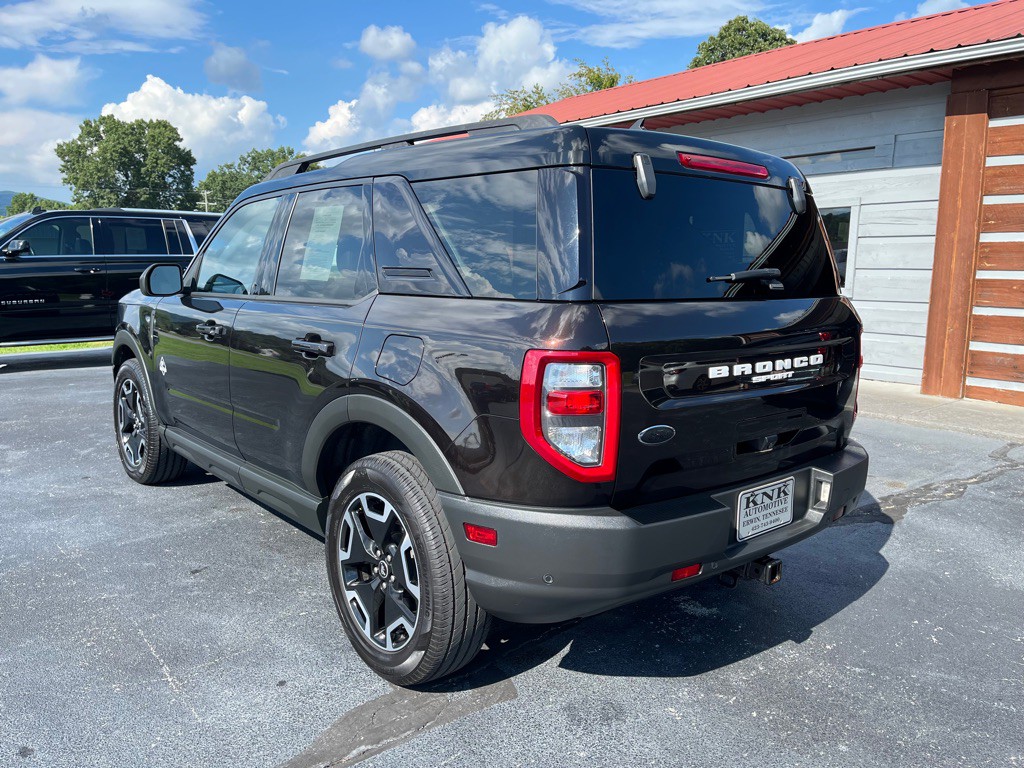 2021 Ford Bronco Image 6